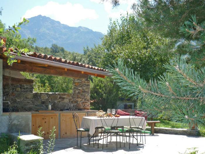 Villa Erica Con Piscina Privata Sul Lago Di Como Colico Bagian luar foto
