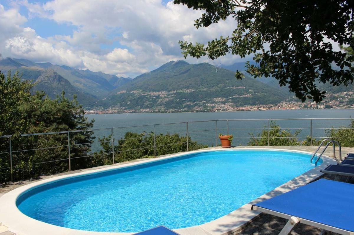 Villa Erica Con Piscina Privata Sul Lago Di Como Colico Bagian luar foto